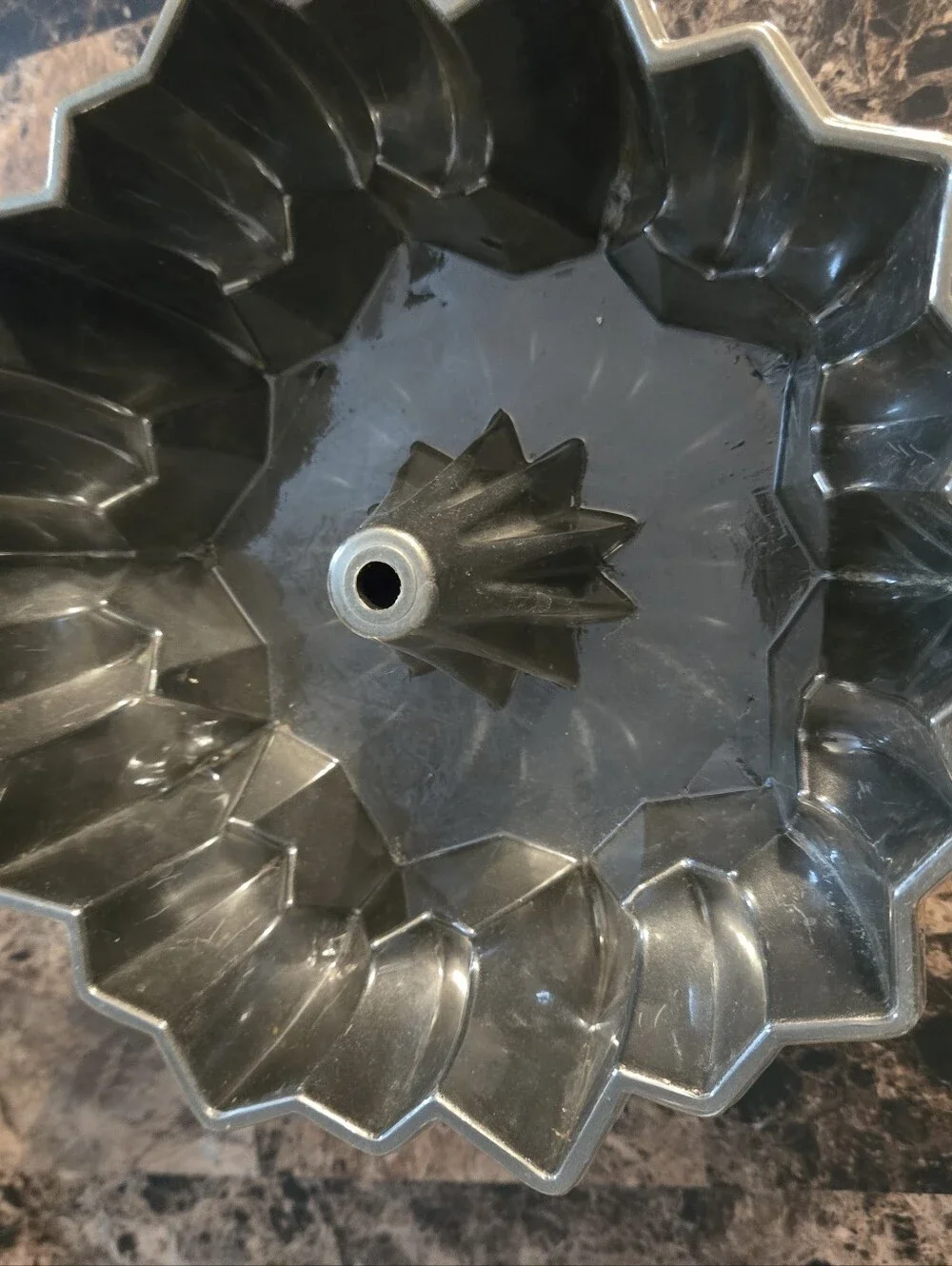 Williams Sonoma Metallic Gray Bundt Pan